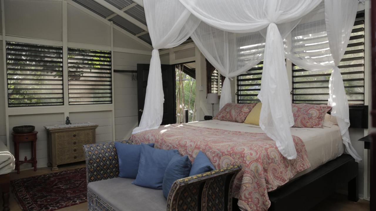 Katamah Beachfront Guesthouse Treasure Beach Quarto foto